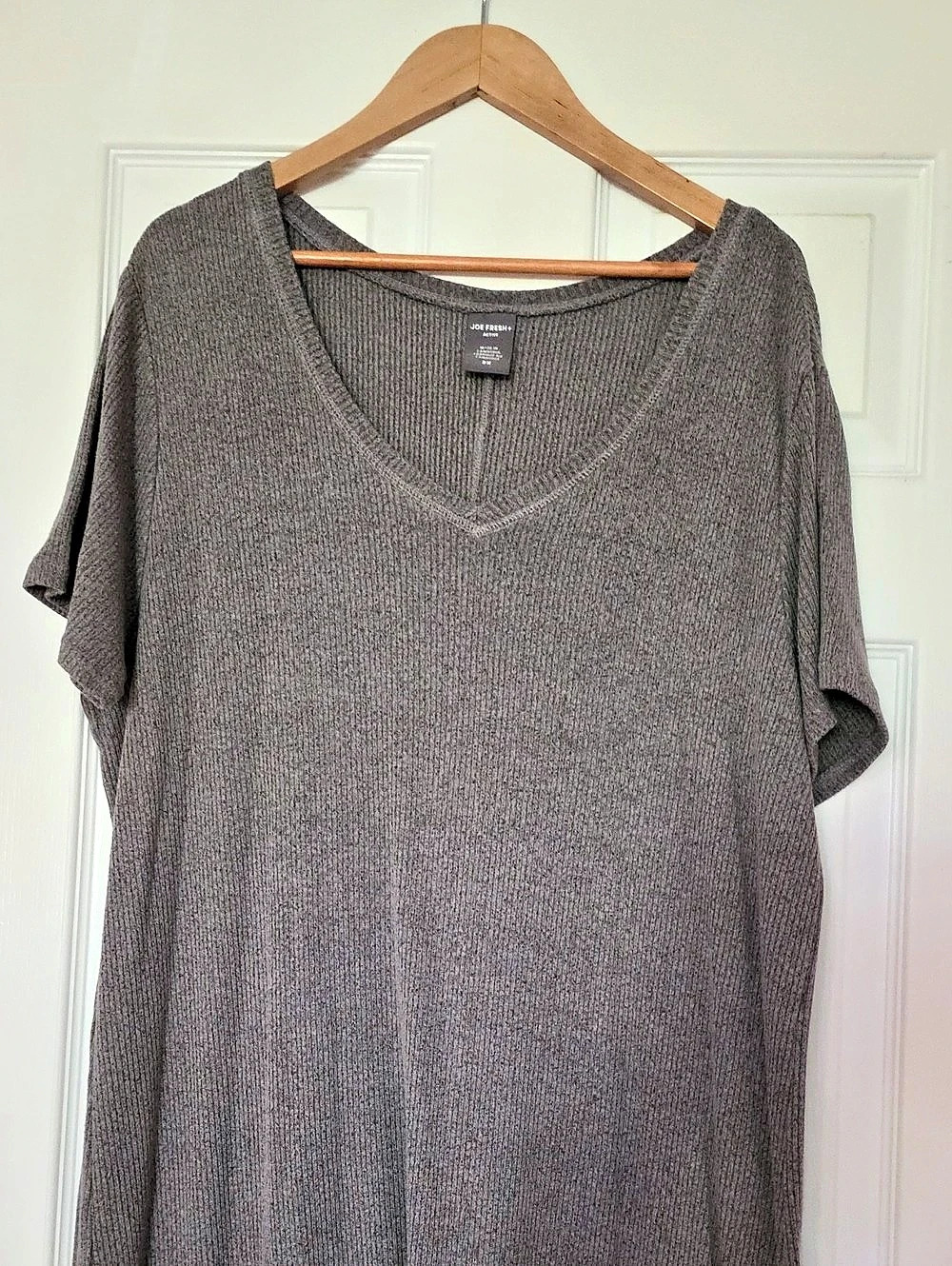 Joe Fresh Gray V-Neck Midi Dress Size 2X
